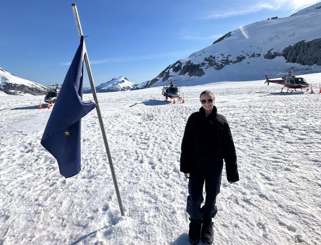 juneau helicopter and dog sled tours